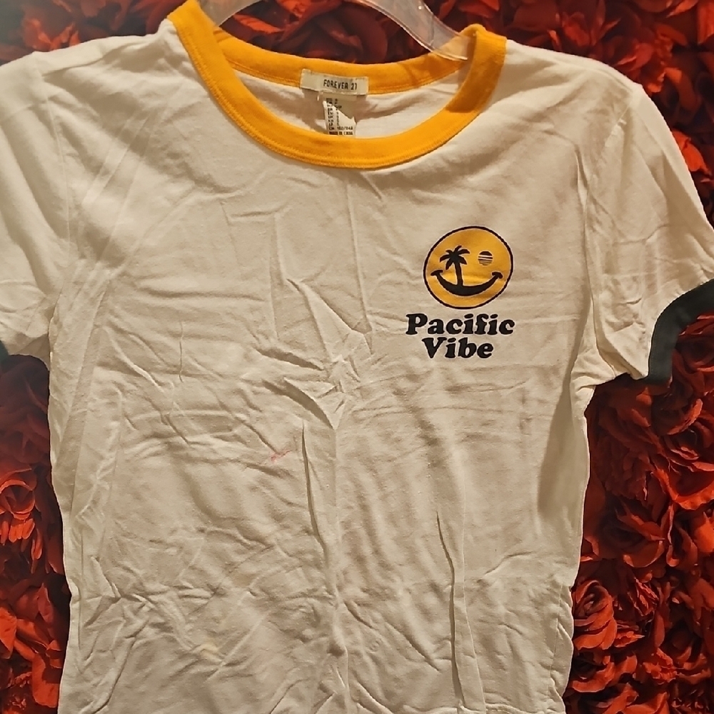 Forever 21 Girls White & Yellow Pacific Vibe T-Shirt Size Small